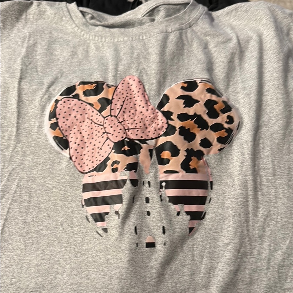 Gray T-Shirt with Minnie Mouse Design